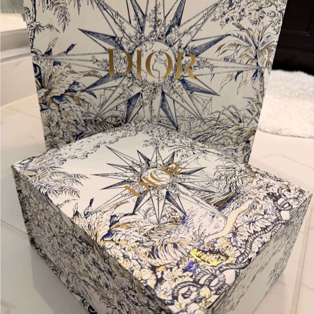 Dior Women's Mini Saddle Bag in Grained Calfskin - Picture 7 of 9